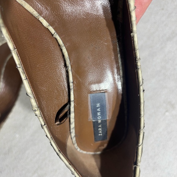 Zara Neutral Snakeskin Peep Toe Pump - Picture 3 of 9